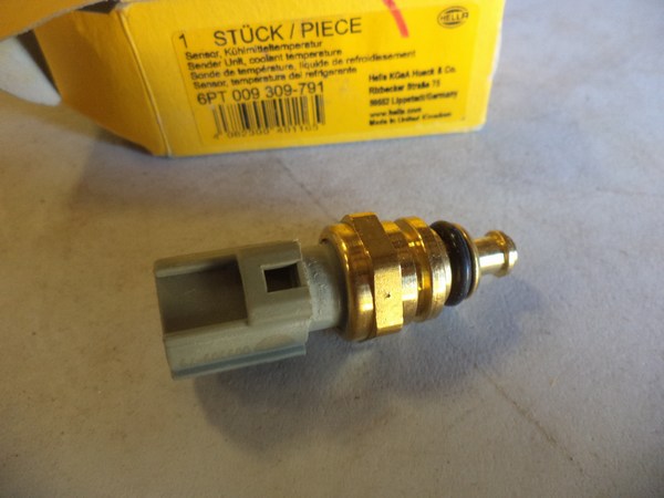 n°he752 Contacteur feu de recul FORD focus C max S max kugo 6zf010965001 hella neuf DPA86