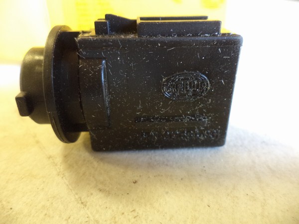 n°he756 Capteur qualité de l&rsquo;air BMW 5 6 7 x3 x4 6px012684031 hella neuf DPA86