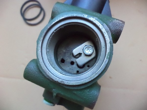 n°mc1 conjonteur disjoncteur citroen CX neuf d&rsquo;origine 95588686 / 588684 DPA86
