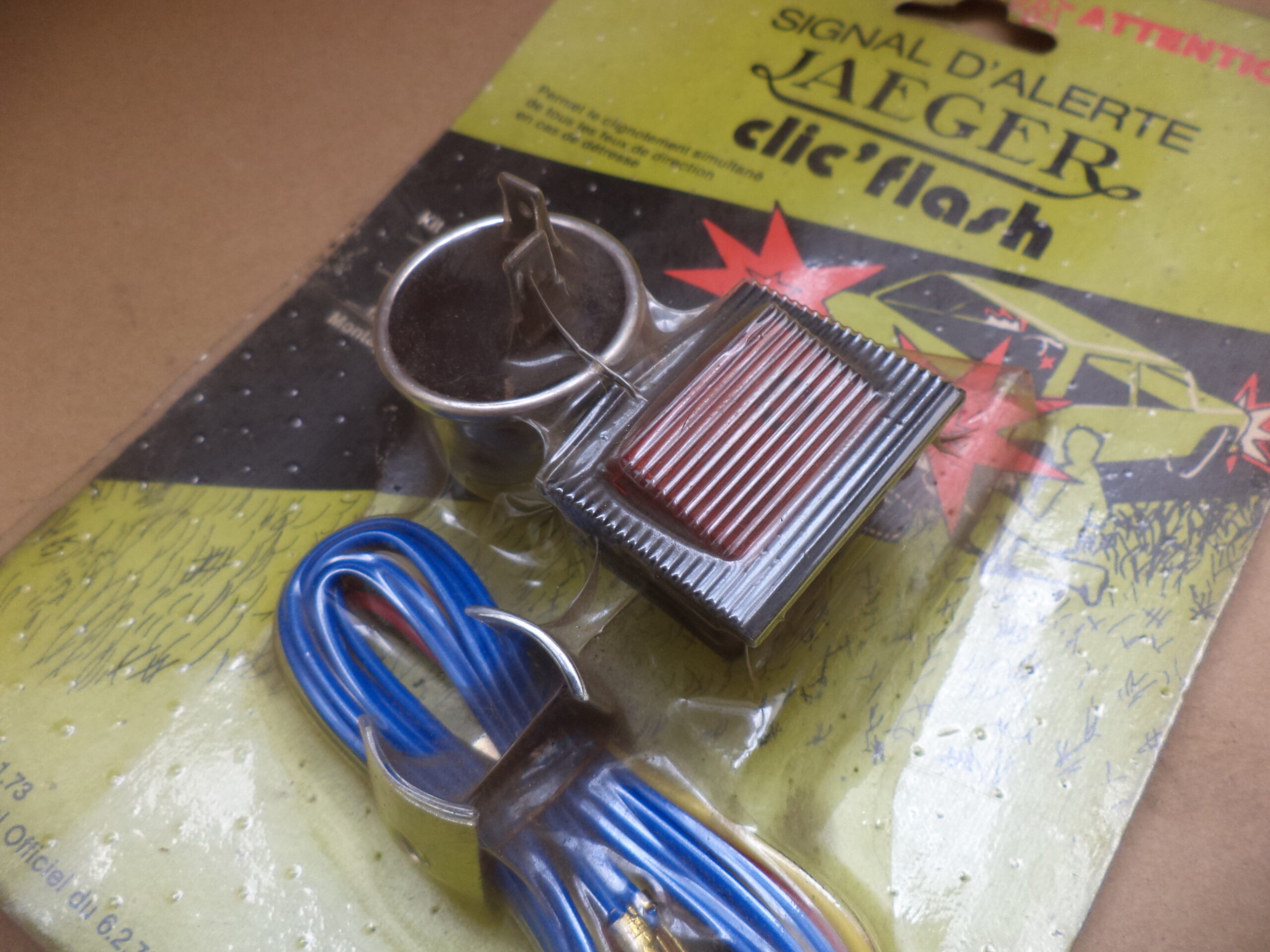 n°mc15 kit warning 12V jaeger signal feux detresse universel rouge neuf DPA86