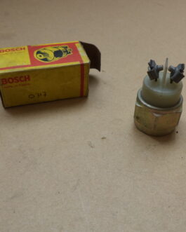 n°mc17 Contacteur de feux stop mercedes 0317 0344400009 bosch neuf DPA86