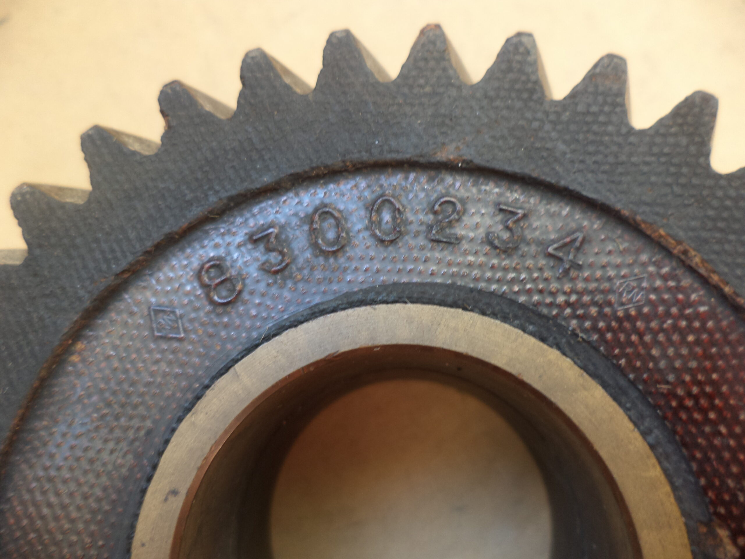 n°mc3 pignon de distribution céloron Renault R3 R4 R4L R4 Super 8300234 neuf DPA86
