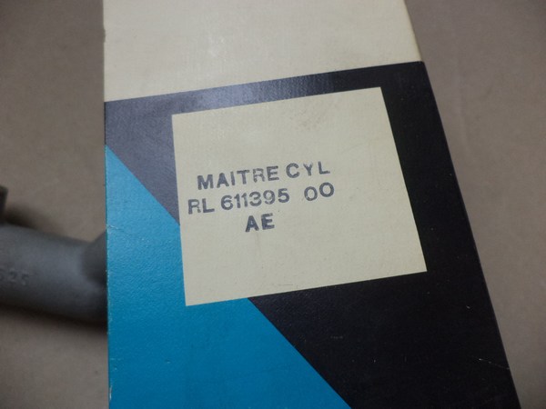 n°CF11 maitre cylindre renault estafette bendix neuf 611395 7700554202 DPA86