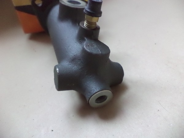 n°cf14 maitre cylindre renault GALION 2.5 T bendix 611231 neuf DPA86