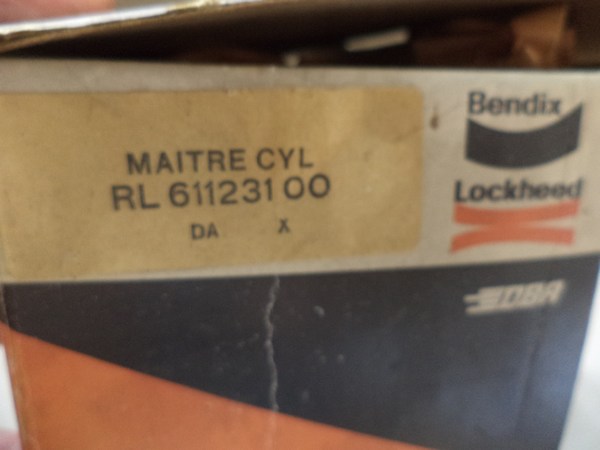 n°cf14 maitre cylindre renault GALION 2.5 T bendix 611231 neuf DPA86
