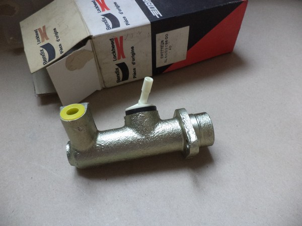 n°cf20 emetteur embrayage renault trafic 1 bendix 612123 7700667653 neuf DPA86