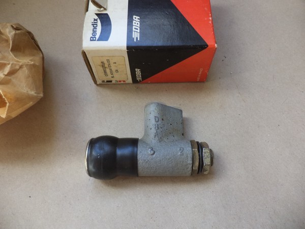 n°cf24 correcteur repartiteur frein citroen H HY bendix 631241 neuf DPA86