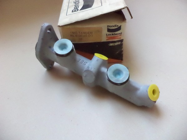 n°cf4 maitre cylindre citroen C25 peugeot J5 benditalia neuf n°cf4 maitre cylindre citroen C25 peugeot J5 benditalia neuf DPA86