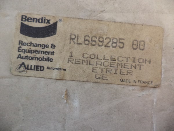n°cf36 etrier gauche peugeot J7 J9 48 mm bendix 669285 neuf n°cf36 etrier gauche peugeot J7 J9 48 mm bendix 669285 neuf DPA86