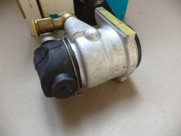 n°cf40 etrier droit peugeot J7 J9 48 mm bendix 669288 neuf n°cf40 etrier droit peugeot J7 J9 48 mm bendix 669288 neuf DPA86