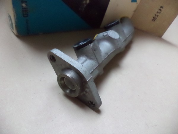 n°cf43 maitre cylindre CITROEN C15 Visa bendix 613580 95494208 neuf DPA86