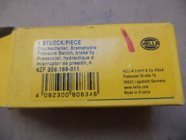 n°he611 Pressostat hydraulique de frein mercedes poids lourd HELLA 6ZF358169011 neuf DPA86