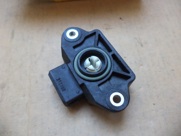 n°he629 capteur papillon VW golf 3 1.6 2.8 2.9 6px008476101 hella neuf DPA86