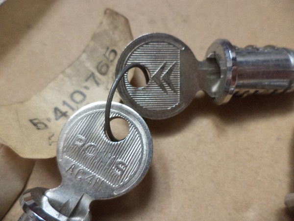 n°mc43 jeu serrures CITROEN 2CV ronis 5410765 neuve origine DPA86