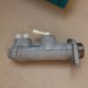 n°cf50 maitre cylindre SIMCA 1301 1501 bendix 611352 neuf n°cf50 maitre cylindre SIMCA 1301 1501 bendix 611352 neuf DPA86