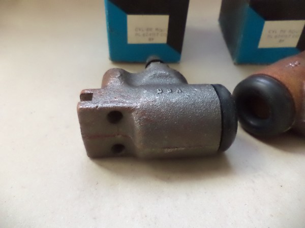 n°cf57 2x cylindre roue Saviem SG2 bendix 624157 neuf 211157b DPA86