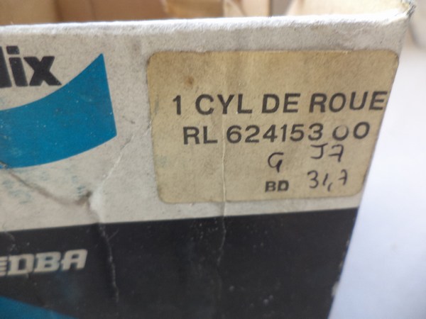 n°cf58 2x cylindre roue Peugeot J7 bendix 624153 624152 neuf DPA86