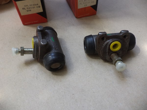 n°cf59 2x cylindre roue FORD cortina taunus 621591 bendix neuf n°cf59 2x cylindre roue FORD cortina taunus 621591 bendix neuf DPA86