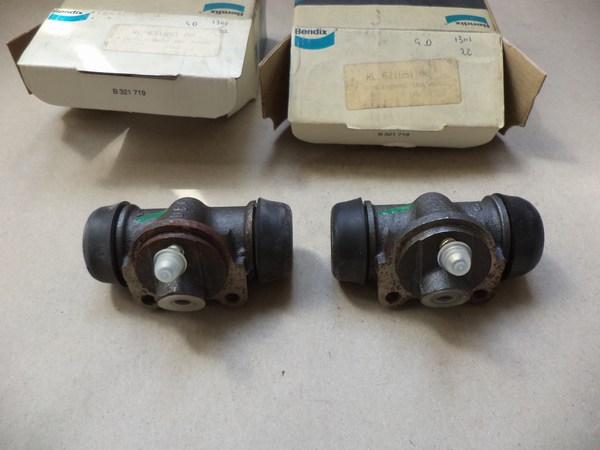 n°cf61 2x cylindre roue Simca 1301 1501 bendix 621051 neuf DPA86