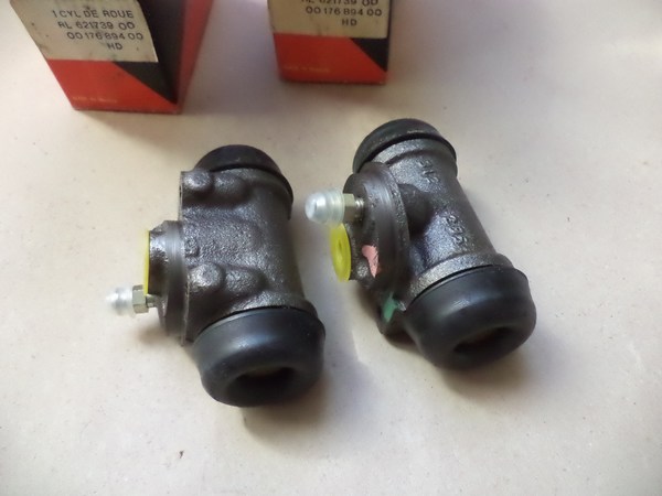 n°cf63 2x cylindre roue arriere Simca rancho bendix 621739 neuf DPA86