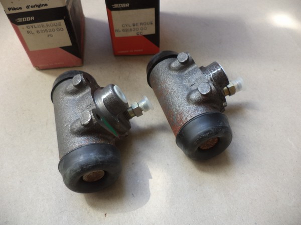 n°cf64 2x cylindre roue arriere Peugeot J7 J9 bendix 621520 neuf DPA86