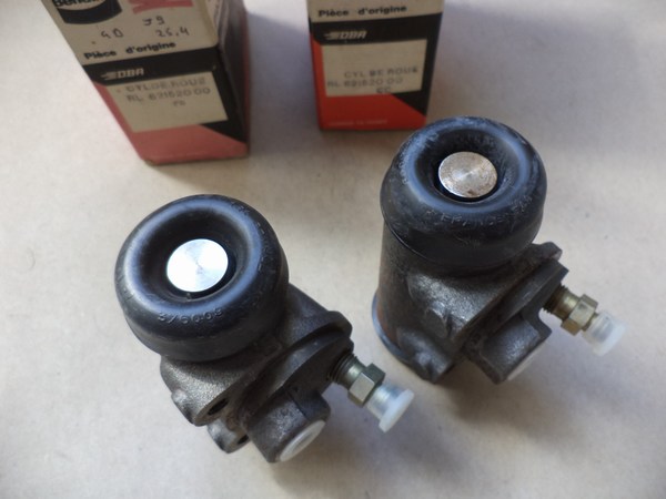 n°cf64 2x cylindre roue arriere Peugeot J7 J9 bendix 621520 neuf DPA86