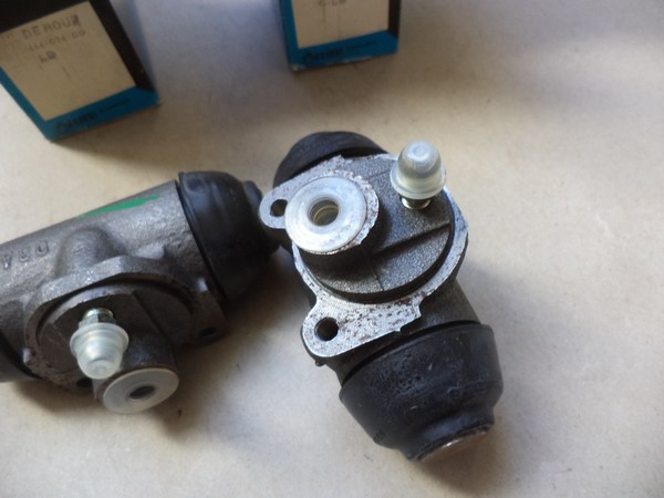 n°cf69 2x cylindre roue Citroen HY  28.5 mm bendix neuf 621444 DPA86