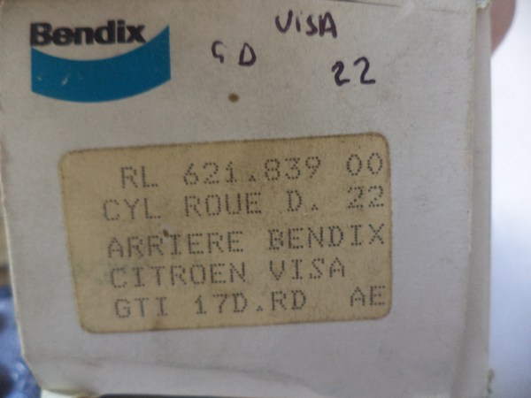 n°cf70 2x cylindre roue citroen Citroen visa GTI bendix 621839 neuf 211839B n°cf70 2x cylindre roue citroen Citroen visa GTI bendix 621839 neuf 211839B DPA86