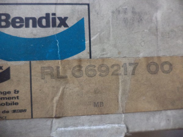 n°cf72 etrier gauche Renault R30 R25 R18 fuego espace bendix 669217 neuf DPA86