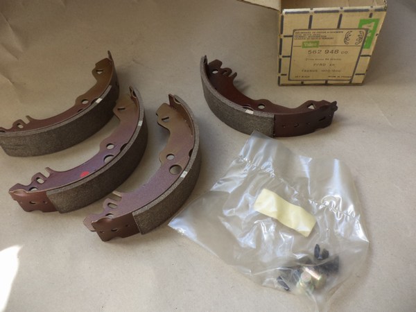 n°cf59 2x cylindre roue FORD cortina taunus 621591 bendix neuf n°cf59 2x cylindre roue FORD cortina taunus 621591 bendix neuf DPA86