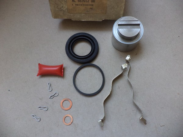 n°cf83 2x kit refection etrier 45 mm Renault r8 gordini alpine A110 bendix 557012 neuf DPA86