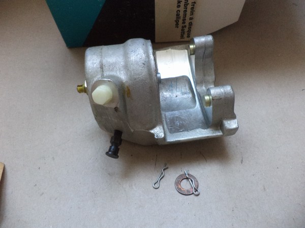 n°cf90 etrier droit renault R16 matra djet bendix 669051 neuf 7701003508 DPA86