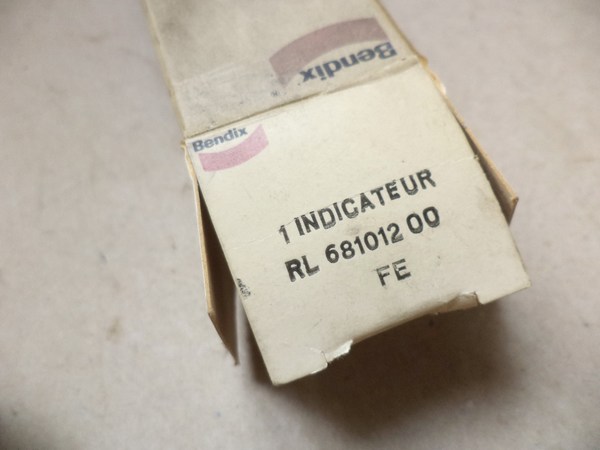 n°cf93 contacteur feu stop Renault dauphine fregate 403 404 D4A dyna PL17 681012 bendix neuf n°cf93 contacteur feu stop Renault dauphine fregate 403 404 D4A dyna PL17 681012 bendix neuf DPA86