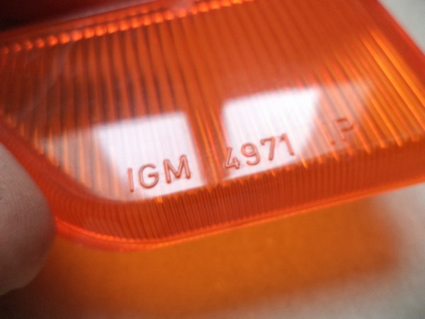 n°da10 cabochon clignotant gauche Fiat 124 coupe Lamborghini espada igm4971 neuf nos DPA86