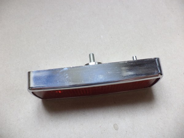 n°da17 catadioptre Fiat 124 berline Dino Lamborghini Bora Catalux 66 neuf NOS DPA86