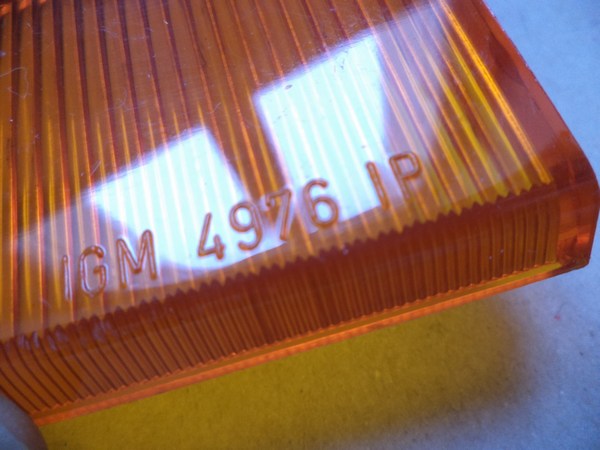 n°da18 cabochon clignotant gauche Fiat 124 coupe Lamborghini espada Altissimo 215550 neuf NOS DPA86