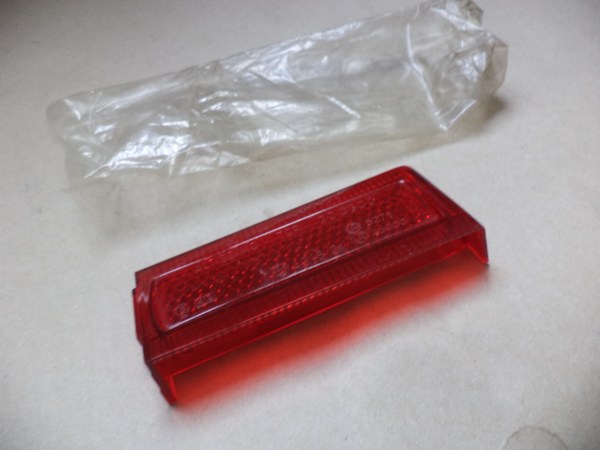 n°da27 catadioptre gauche Fiat 124 coupe Altissimo 225430 neuf NOS DPA86