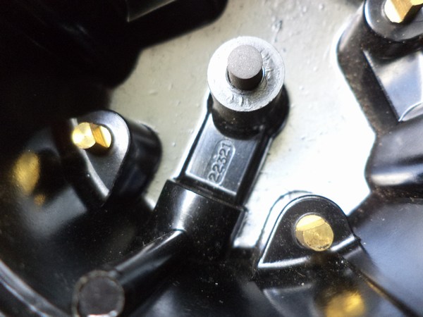 n°mc54 tete delco Citroen DS HY ducellier 22321 neuve n°mc54 tete delco Citroen DS HY ducellier 22321 neuve DPA86