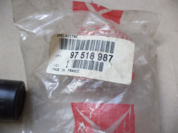 n°mc56 pompe lave glace Citroen AX BX C15 106 205 309 405 97518987 neuve DPA86