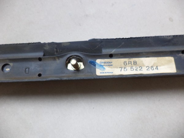 n°mc71 bandeau caoutchouc pare choc droit Citroen LNA 75522264 neuf NOS DPA86