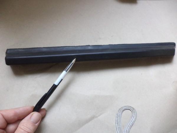 n°mc71 bandeau caoutchouc pare choc droit Citroen LNA 75522264 neuf NOS DPA86