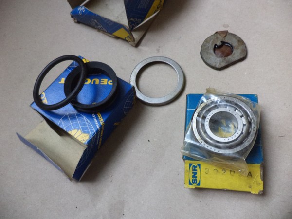 n°mc77 roulement arriere Peugeot 104 374808 neuf NOS DPA86