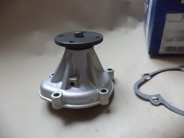 n°bg105 pompe eau NISSAN Cherry Sunny Prairie PA7104 bugatti neuve n°bg105 pompe eau NISSAN Cherry Sunny Prairie PA7104 bugatti neuve DPA86