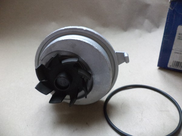 n°bg108 pompe eau OPEL Kadett E Ascona C Astra F Vectra A bugatti PA1081 neuve DPA86