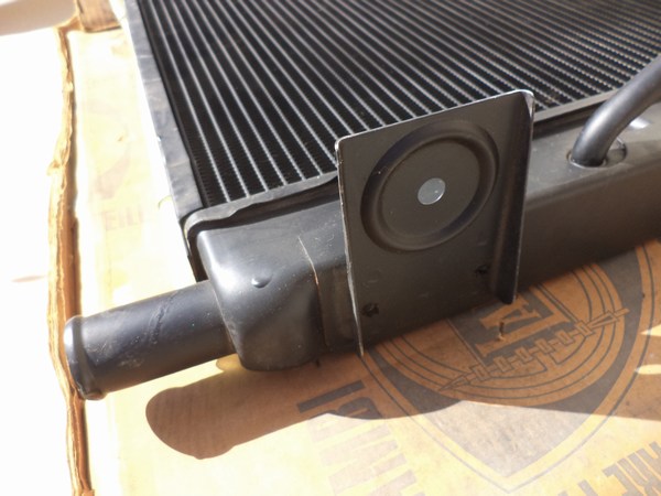 n°da30 radiateur moteur IPRA Lancia fulvia RALLY HF / zagato 1728798 neuf NOS DPA86