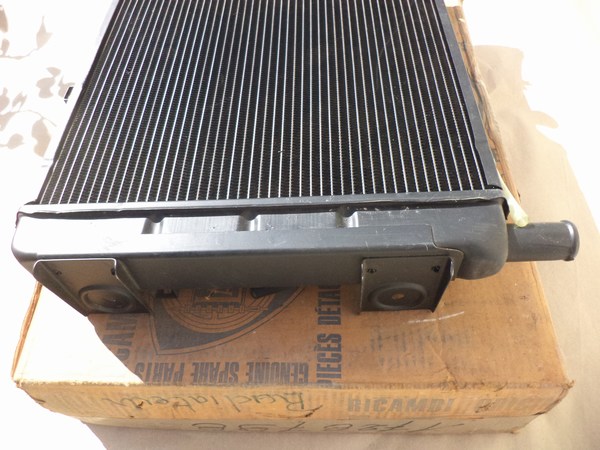 n°da30 radiateur moteur IPRA Lancia fulvia RALLY HF / zagato 1728798 neuf NOS DPA86