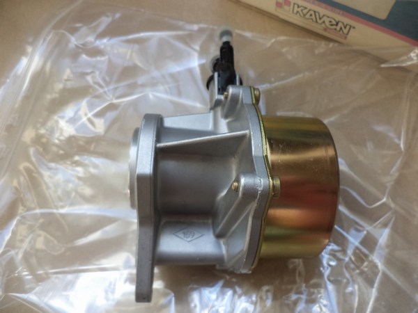 n°da35 pompe a vide depression VOLVO 440 460 S40 1.9D 1.9TD pierburg neuve NOS vacuum n°da35 pompe a vide depression VOLVO 440 460 S40 1.9D 1.9TD pierburg neuve NOS vacuum DPA86
