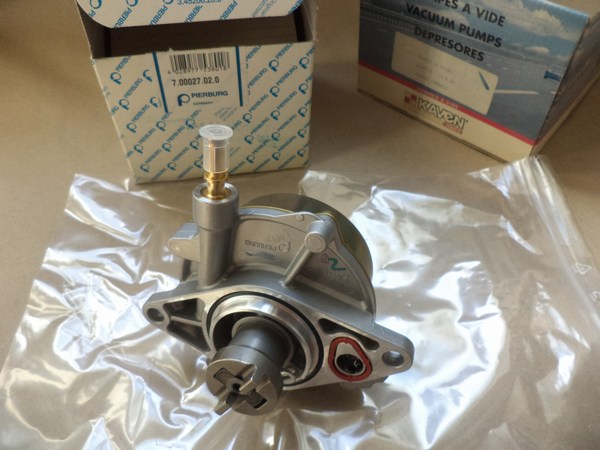 n°da41 pompe a vide Citroen C15 Peugeot 205 309 405 rover 200 400 Pierburg neuve NOS DPA86