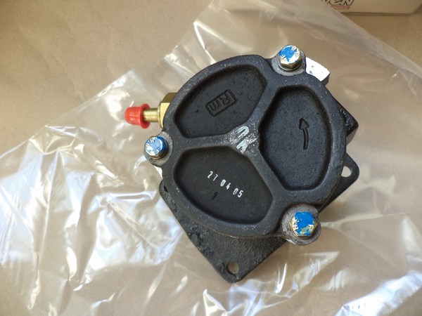 n°da38 pompe a vide sofim fiat ducato iveco RM neuve NOS 99441979 vacuum DPA86