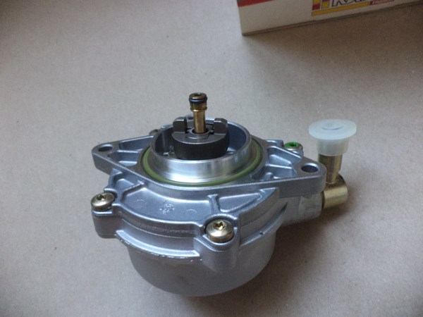 n°da40 pompe vide AUDI 2.5TDI A4 A6 A8 pierburg 722185510 neuve NOS vacuum DPA86